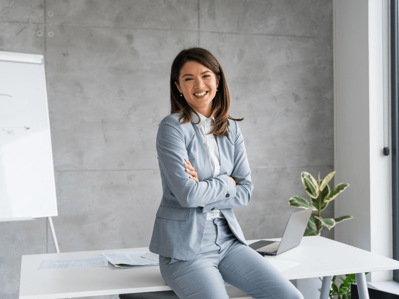 Perbedaan Social Enterprise dan Entrepreneur Meskipun kerap terdengar sama, Social enterprise berbeda dengan entrepreneur.