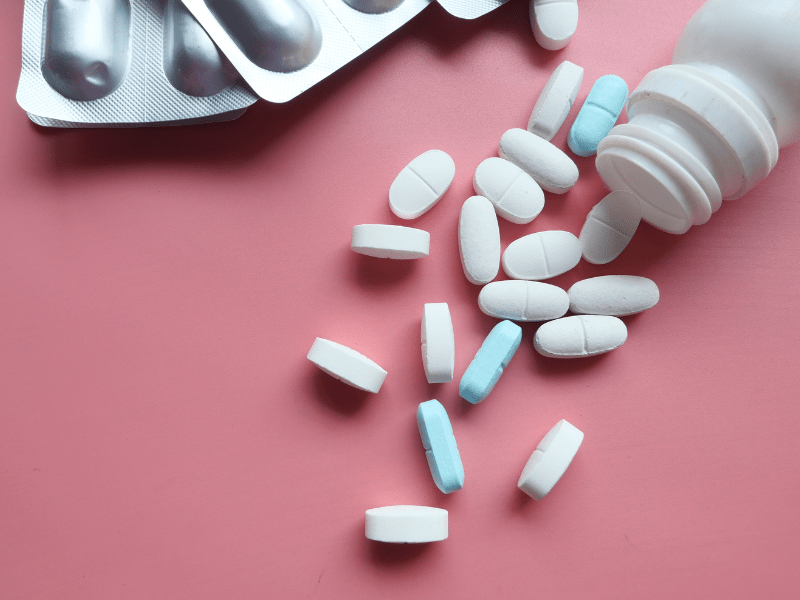 Masyarakat Cina mengambil manfaat pohon bambu untuk obat penurun kolesterol, pendukung diet, dan penambah nafsu makan. 