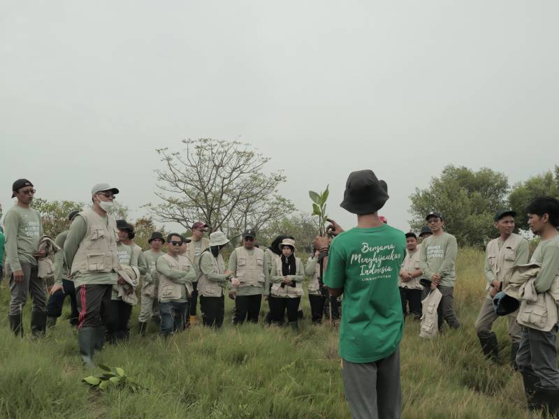 Kolaborasi National Label dan LindungiHutan