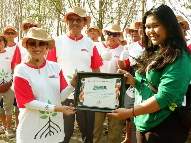 DUTATRANS Grup Menanam Mangrove