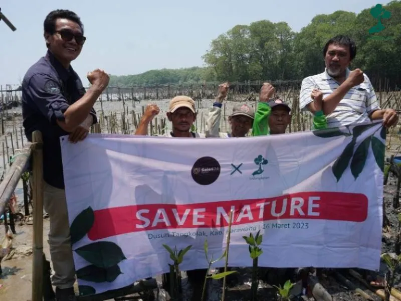 Penanaman mangrove Galeri 24 PT Pegadaian