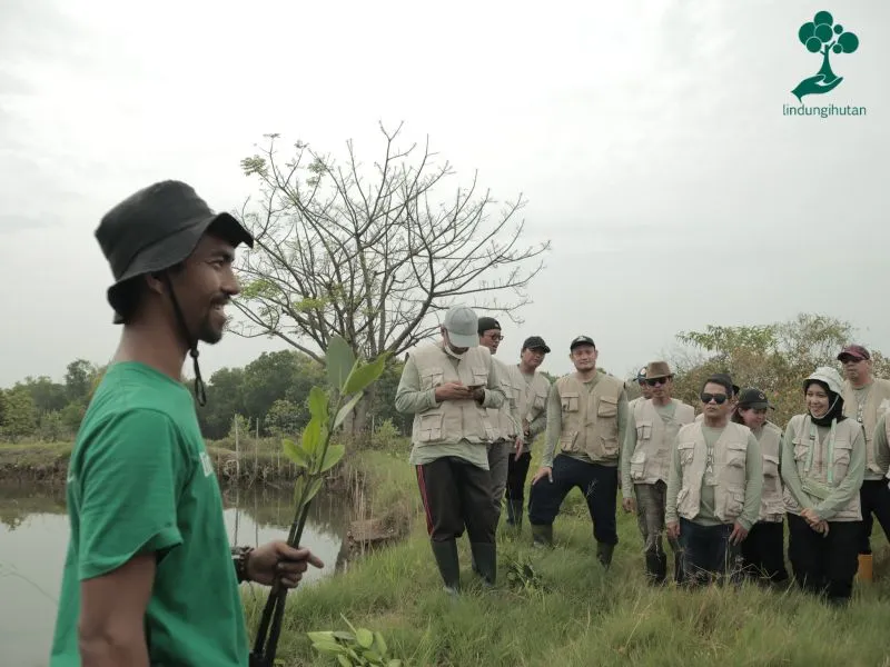 Penanaman mangrove di Muara Cisadane Tangerang
