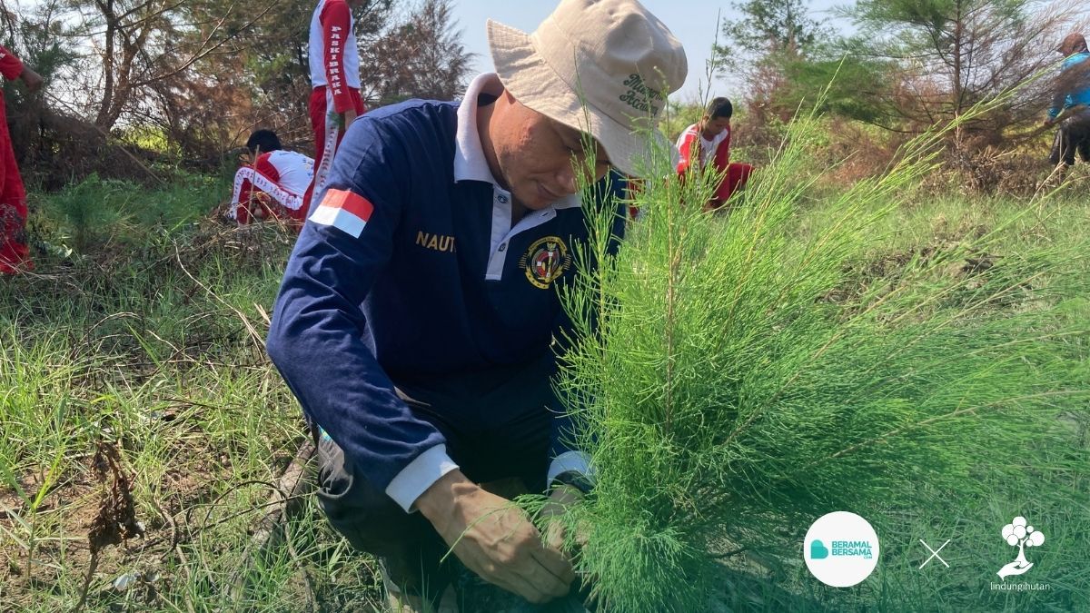 beramal bersama lindungihutan